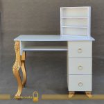 میز ناخن کلاسیک